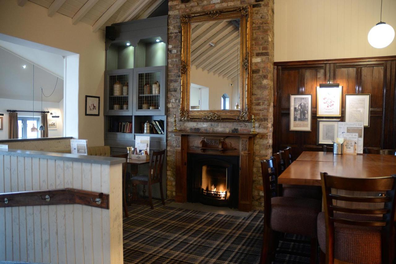 Boat & Horses Inn Oldham Zewnętrze zdjęcie