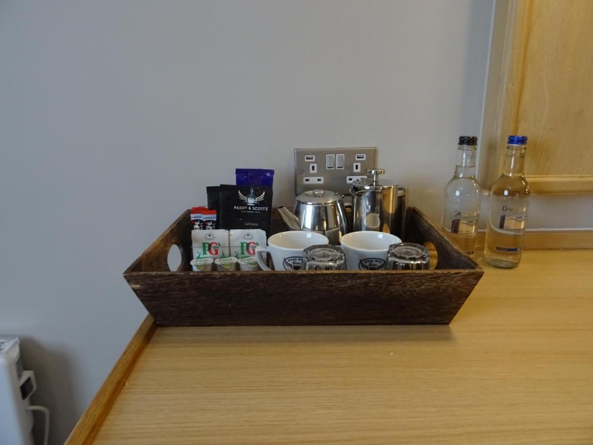 Boat & Horses Inn Oldham Zewnętrze zdjęcie